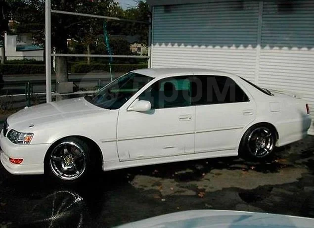 картинка Комплект обвесов Roulant для Toyota Cresta 100 магазин  StreetTuning 