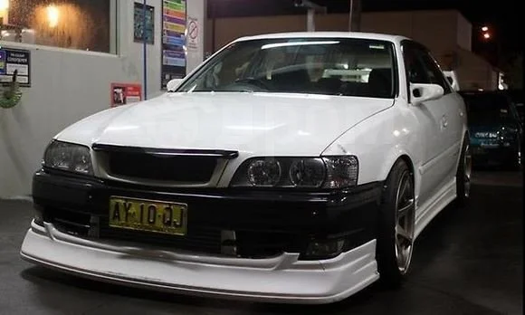 картинка Комплект накладок Traum для Toyota Chaser 100 магазин  StreetTuning 