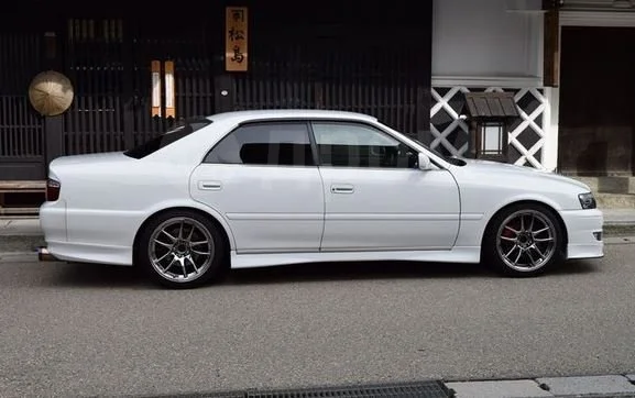 картинка Комплект накладок Tourer для Toyota Chaser 100 дорестайлинг магазин  StreetTuning 