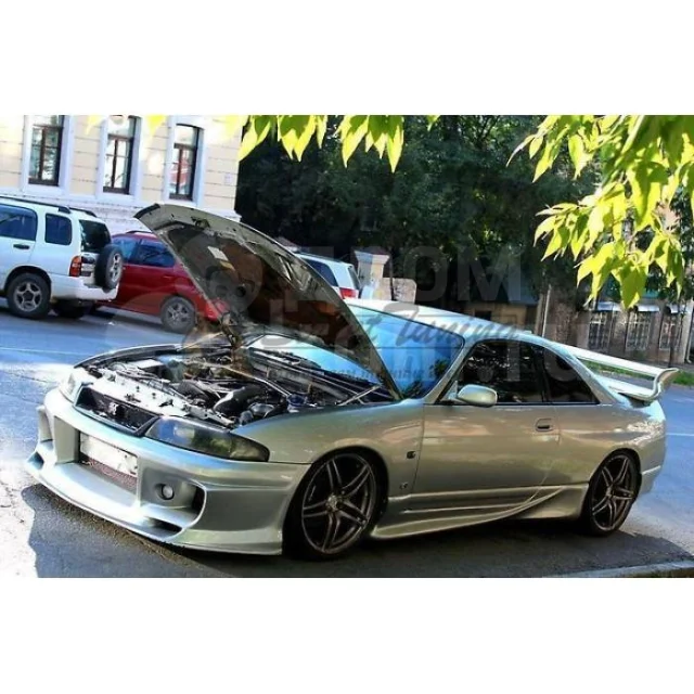 картинка Пороги "VeilSide" на Nissan Skyline R33 купе магазин  StreetTuning 