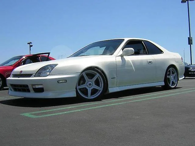 картинка Комплект широких накладок для Honda Prelude 5 магазин  StreetTuning 