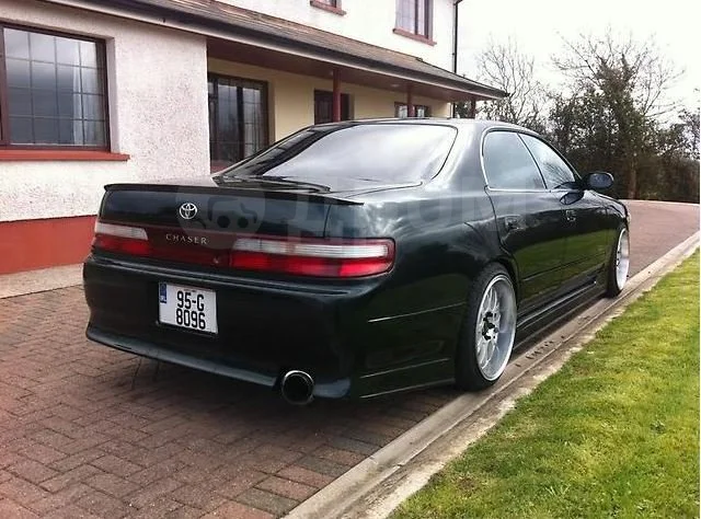 картинка Комплект обвесов Traum для Toyota Chaser 90 магазин  StreetTuning 