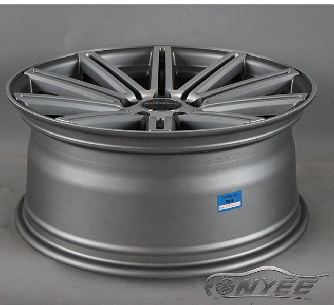 картинка Новые диски Vossen CV4 Replica R18 5X108 ET40 J8 серый мат + серебро магазин  StreetTuning 