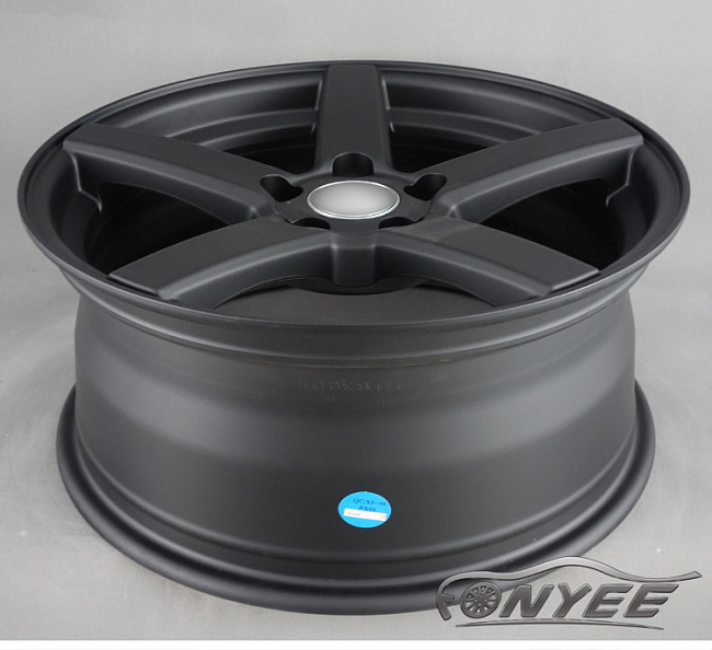 картинка Новые диски Vossen CV3 Replica R18 5X112 ET35 J9,5 черный мат магазин  StreetTuning 