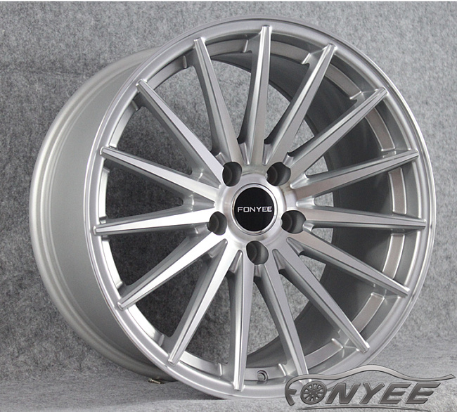 картинка Новые диски Vossen VFS2 Replica R18 5X120 ET35 J9,5 серебро магазин  StreetTuning 