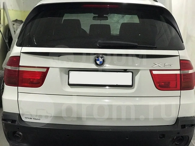 картинка Лип спойлер на 5 дверь для Bmw X5 E70 магазин  StreetTuning 