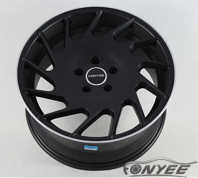 картинка Новые диски Vossen VLE1-L Replica R18 4X100 ET38 J8,5 черный мат + серебро магазин  StreetTuning 
