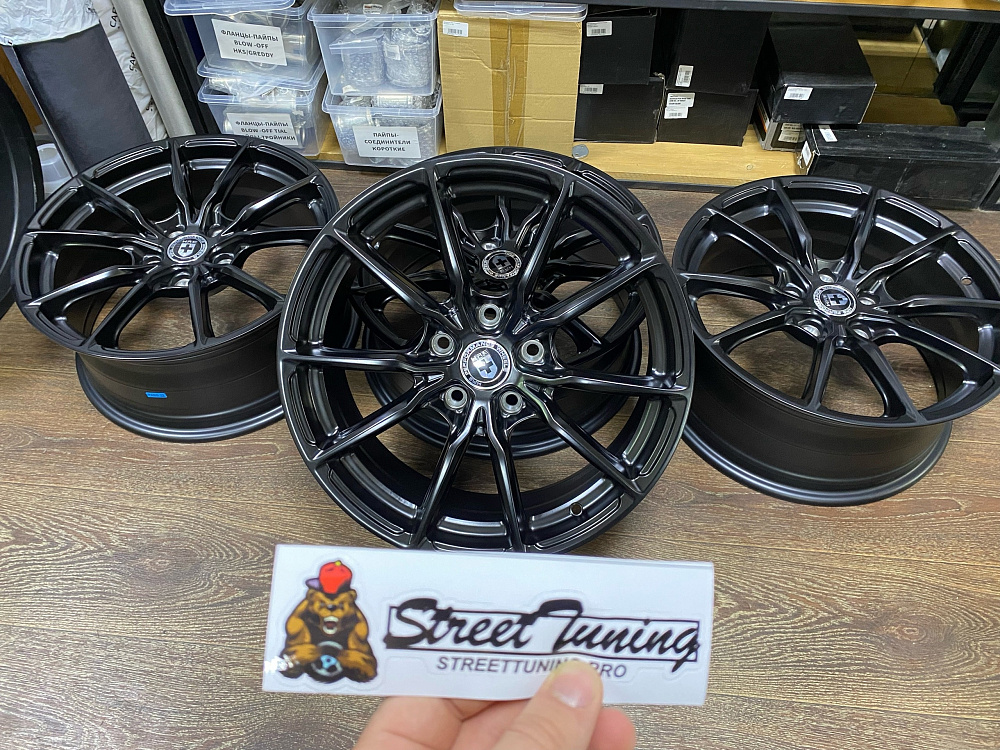 картинка Новые диски HRE R17 J7.5 ET35 5x114.3 Black Mat от магазина  StreetTuning
