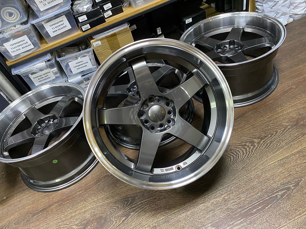 картинка Новые диски Style Nismo LM R18 J9.5 ET12 5x100/5x114,3 от магазина  StreetTuning