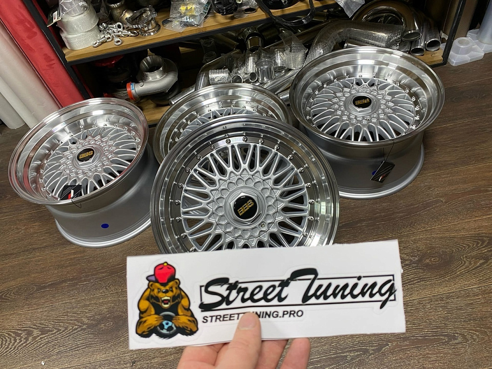 картинка Новые  диски BBS RS R17 J8,5 ET15   5x120/5x112 серебробро + полированная полка от магазина  StreetTuning