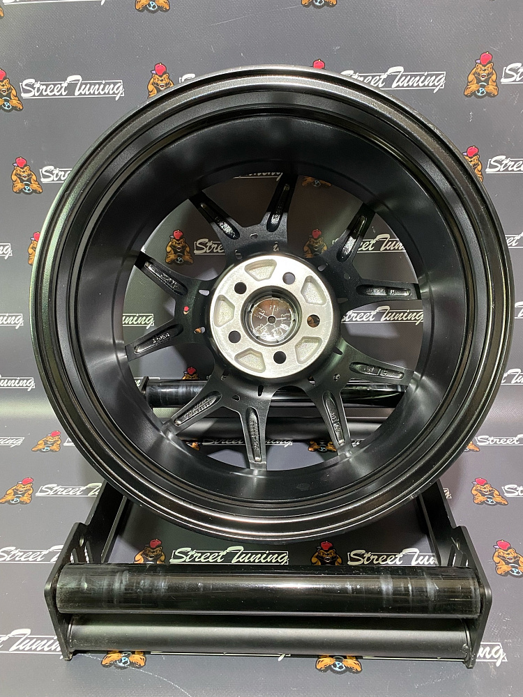 картинка Новые диски BBS R16 J7 ET40 5X100 HyperBlack от магазина  StreetTuning