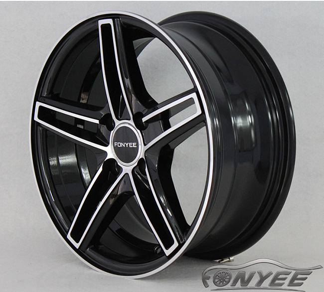 картинка Новые диски Vossen CV5 Replica R15 4X100 ET33 J6,5 черный глянец + серебро магазин  StreetTuning 
