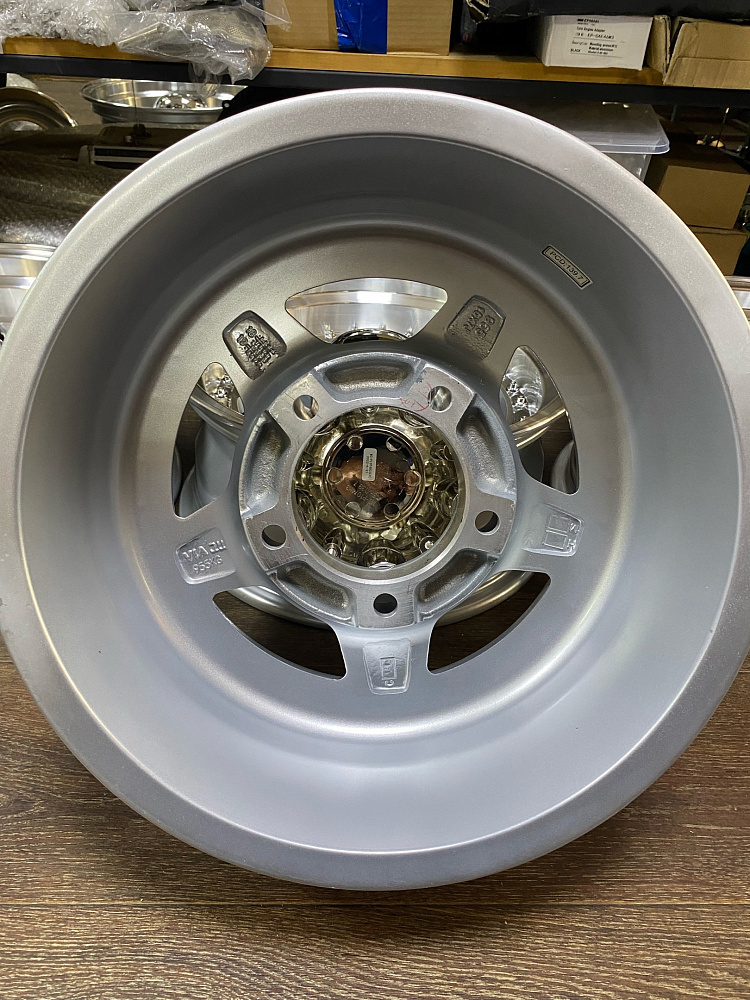 картинка Новые диски MVF Style R15 J7 ET (-25) 5X139.7 ЦО 108 от магазина  StreetTuning