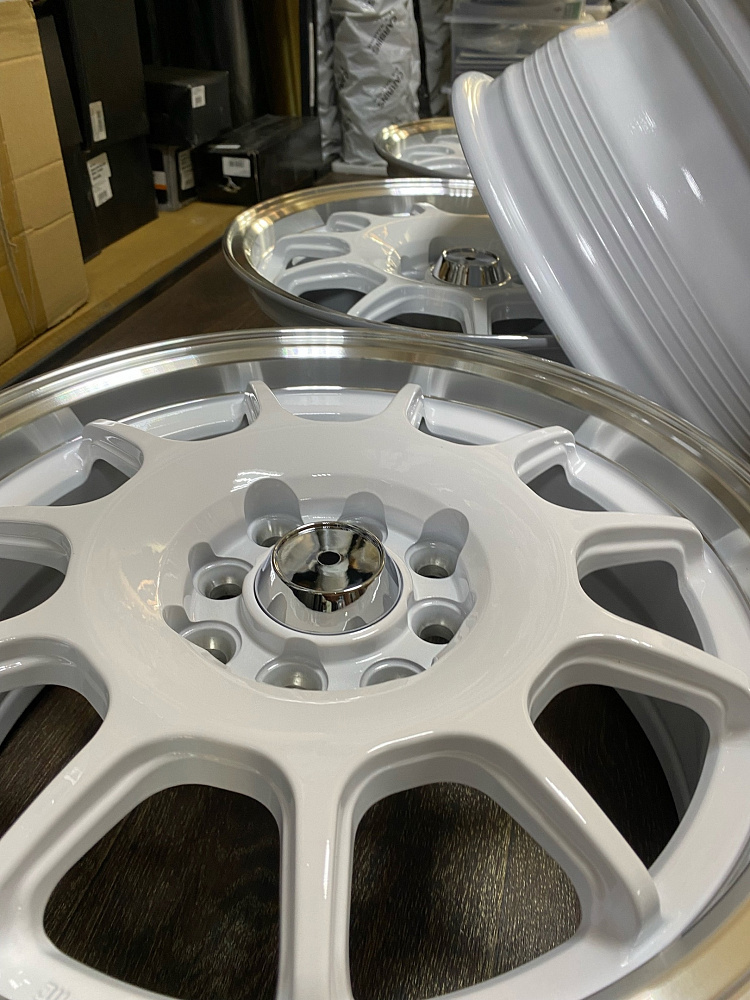 картинка Новые диски Sprint Hart R15 J6,5 ET35 4x100/4x114.3 , белые от магазина  StreetTuning