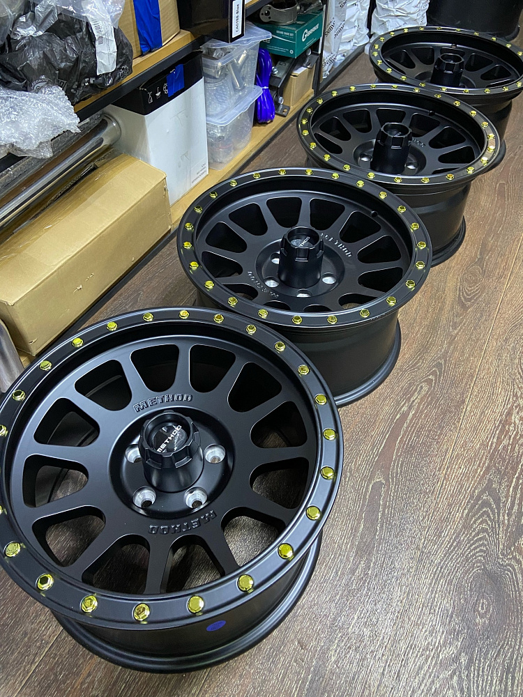 картинка Новые диски METHOD 703, R16 J8 et0 5x114,3, черный мат от магазина  StreetTuning