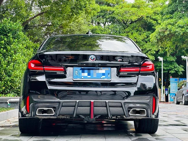 картинка Задний диффузор v2 M5 F90 G30 540i M550i магазин  StreetTuning 