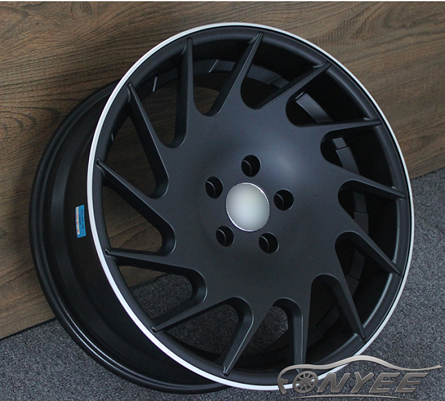 картинка Новые диски Vossen VLE1-L Replica R18 4X100 ET38 J8,5 черный мат + серебро магазин  StreetTuning 