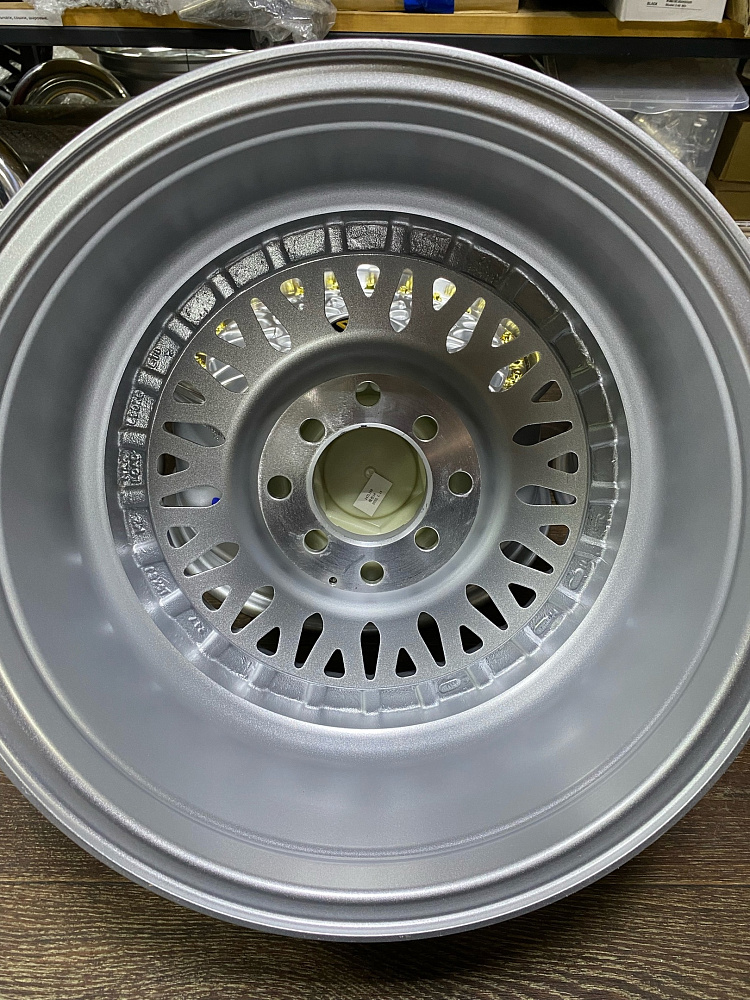 картинка Новые диски BBS RS R15 J8 ET20 4x100/114.3 серебро от магазина  StreetTuning