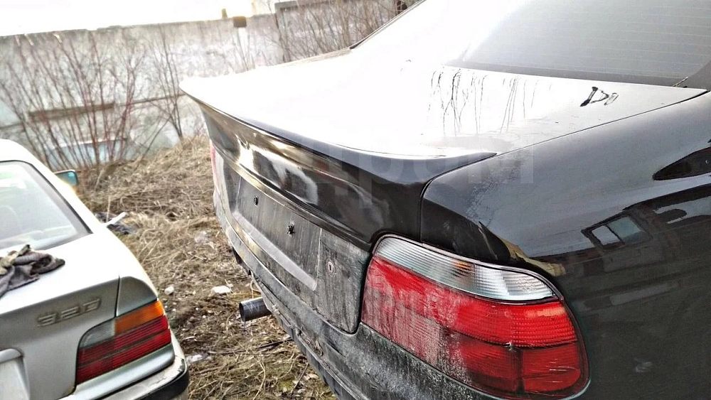 картинка Cпойлер "Утка" для Bmw E39 от магазина  StreetTuning
