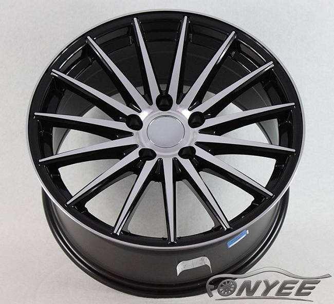 картинка Новые диски Vossen VFS2 Replica R19 5X114,3 ET40 J8,5 черный глянец + серебро магазин  StreetTuning 