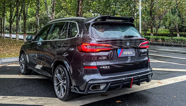 картинка Диффузор и канарды BMW X5 G05 M50i X/S Drive 40i магазин  StreetTuning 