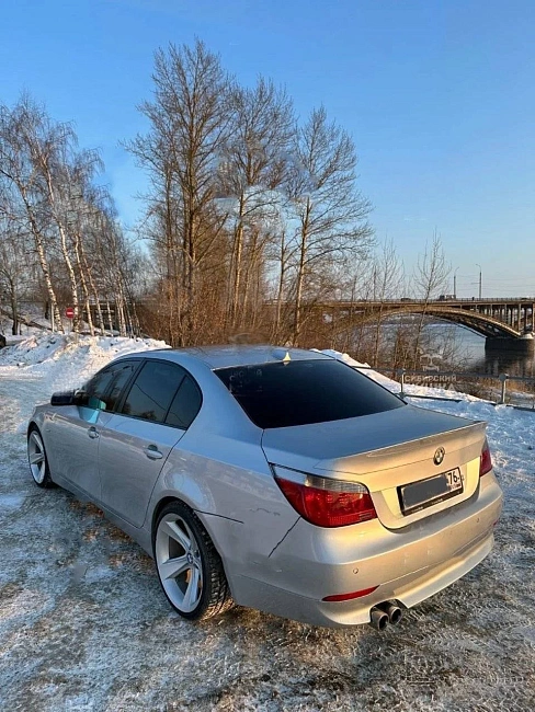 картинка Спойлер на крышку багажника (дактейл) для BMW E60 магазин  StreetTuning 