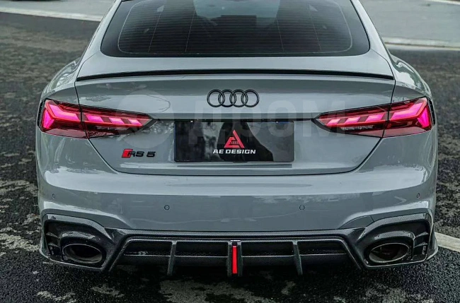 картинка Задний диффузор Audi RS5 B9.5 со стоп сигналом магазин  StreetTuning 