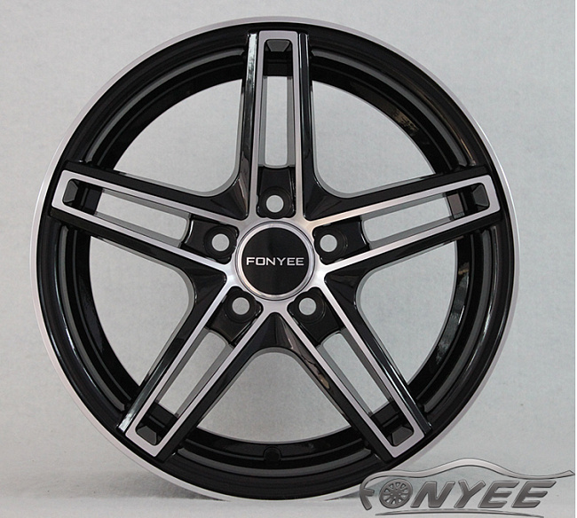 картинка Новые диски Vossen CV5 Replica R15 5X100 ET33 J6,5 черный глянец + серебро магазин  StreetTuning 