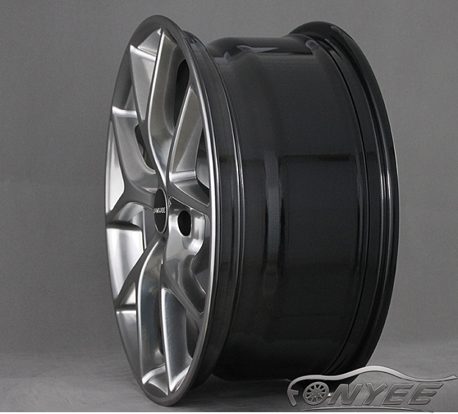 картинка Новые диски BBS CI-R R17 5X114,3 ET40 J8 темное серебро глянец магазин  StreetTuning 