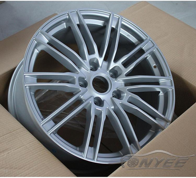 картинка Новые диски Porsche модель 2 R20 5X130 ET55 J9 серебро магазин  StreetTuning 