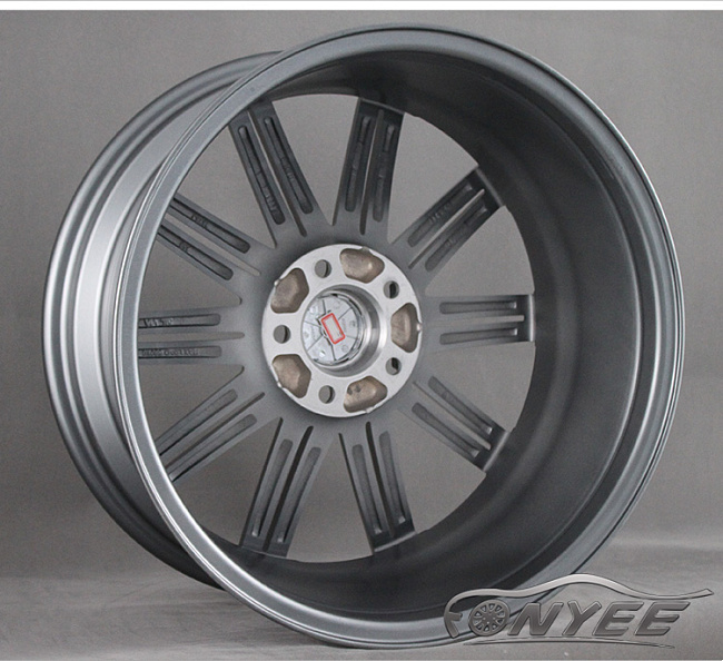 картинка Новые диски Vossen CV4 Replica R18 5X114,3 ET38 J8 серый + серебро магазин  StreetTuning 