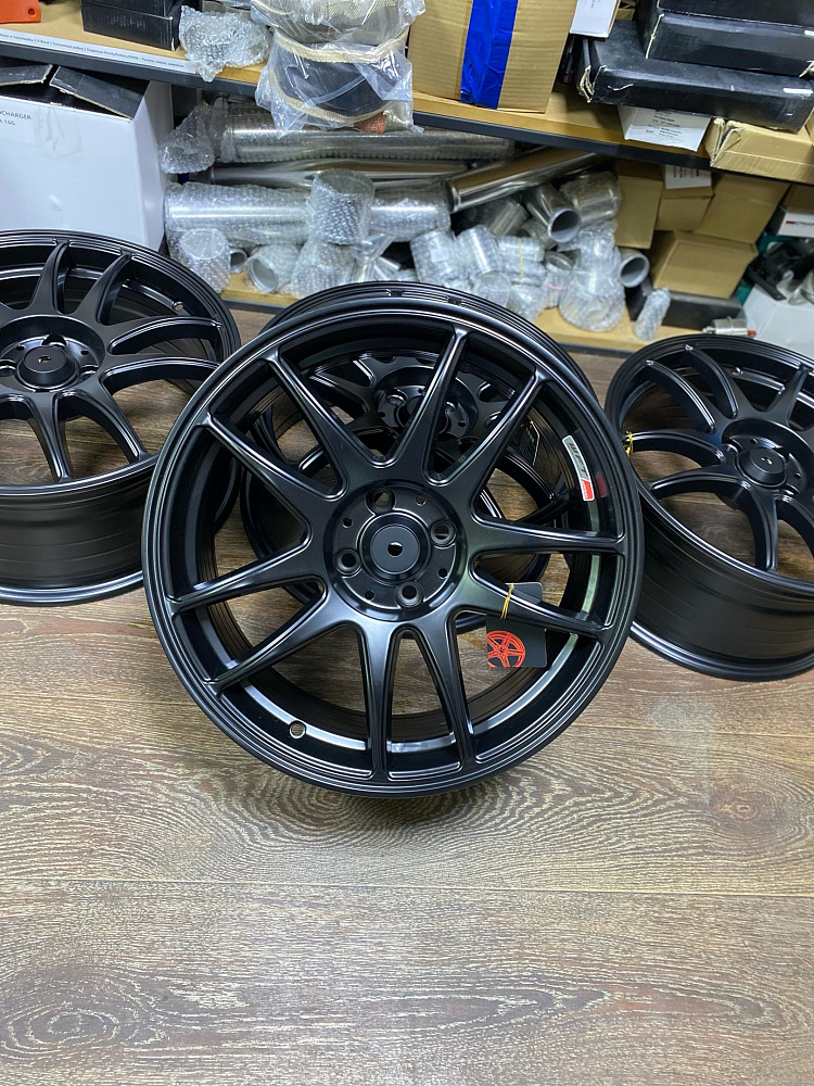 картинка Новые диски Work Emotion Cr-kiwami R17 J7,5 ET40 4X100 , черные. от магазина  StreetTuning