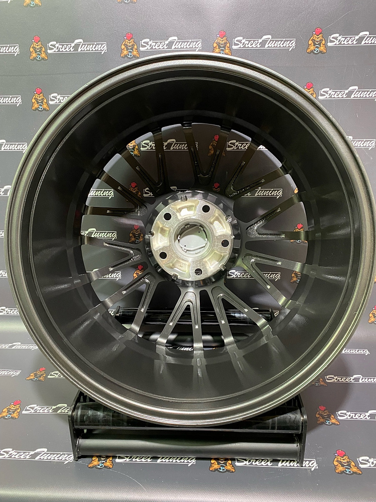 картинка Новые диски в стиле Porsche DWS PR-704 R20 J9.5 ET46 5X130 серые от магазина  StreetTuning