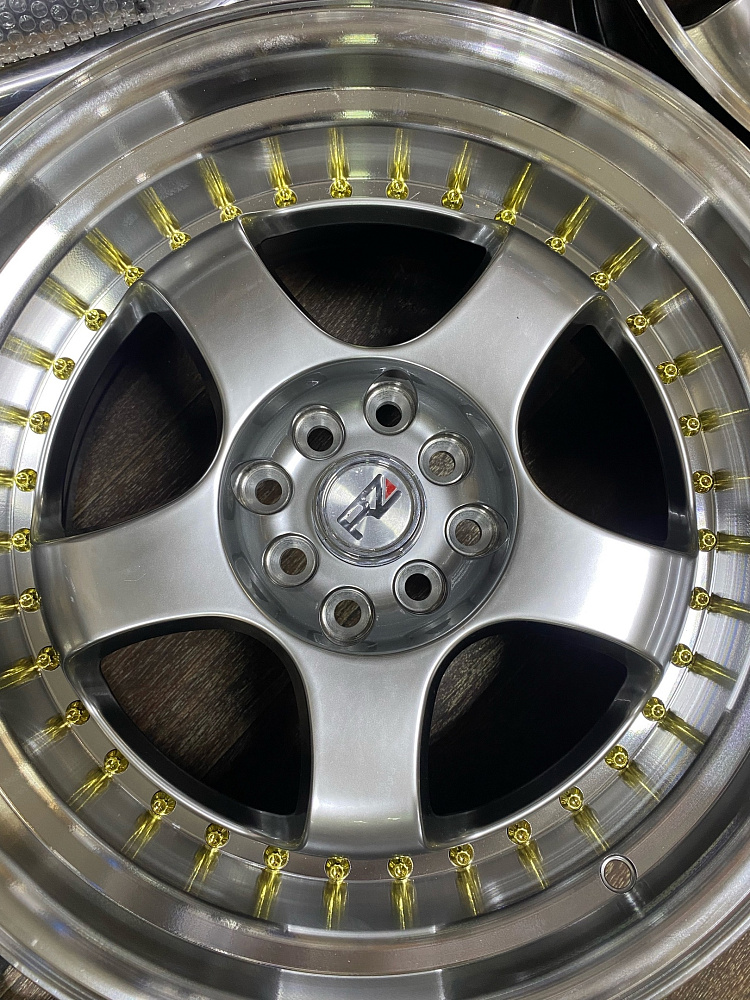 картинка Новые диски SSR SP1 R17 J9 ET20 4X100/4x114.3, Hyper Black от магазина  StreetTuning