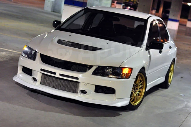 картинка Накладка на передний бампер Ralli Art для Mitsubishi Lancer Evo 9 магазин  StreetTuning 
