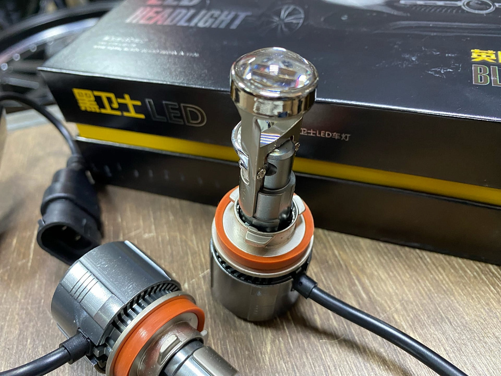 картинка Мини Bi-Led лампы Sanvi - H11 5500к, комплект 2 шт от магазина  StreetTuning