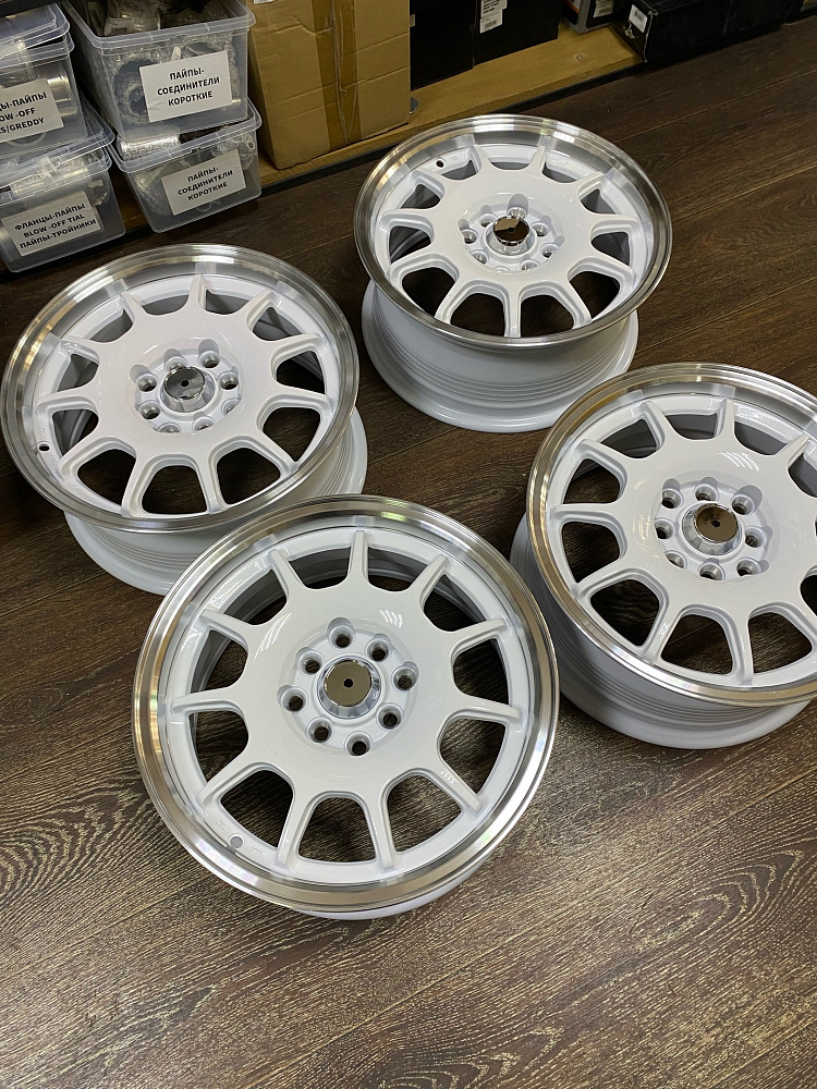 картинка Новые диски Sprint Hart R15 J6,5 ET35 4x100/4x114.3 , белые от магазина  StreetTuning