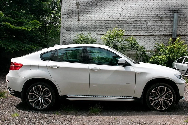 картинка Накладки на пороги Performance BMW X6 E71 - X5 E70 магазин  StreetTuning 