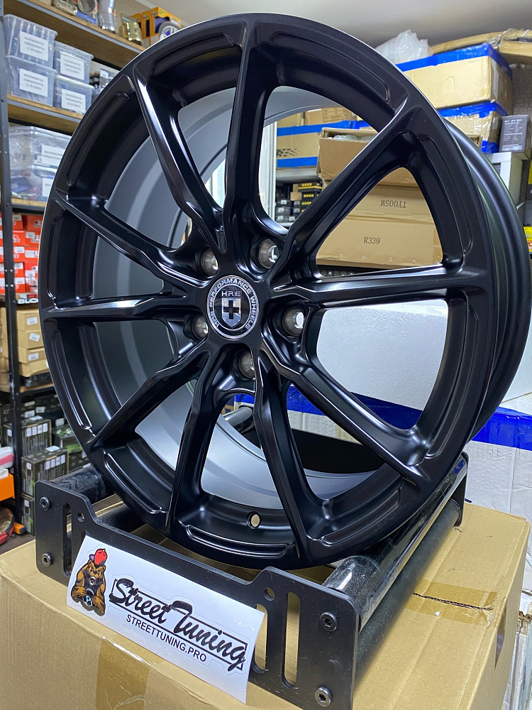 картинка Новые диски HRE R17 J7.5 ET35 5x114.3 Black Mat от магазина  StreetTuning