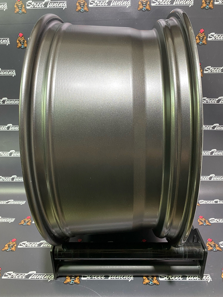 картинка Новые диски в стиле Porsche DWS PR-704 R20 J9.5 ET46 5X130 серые от магазина  StreetTuning