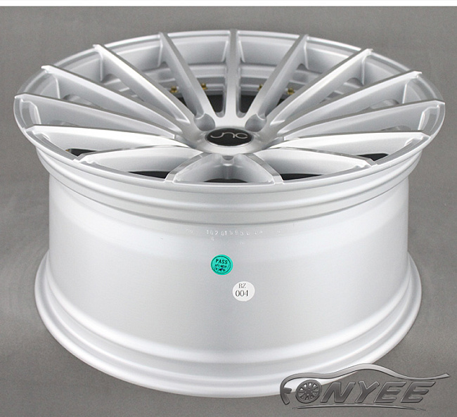 картинка Новые диски JNC 042 R20 5X114,3 ET38 J10 серебро + золотистые болтики магазин  StreetTuning 