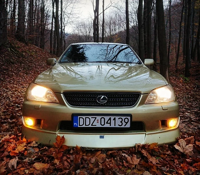 картинка Накладка на передний бампер Charge speed для Toyota Altezza магазин  StreetTuning 