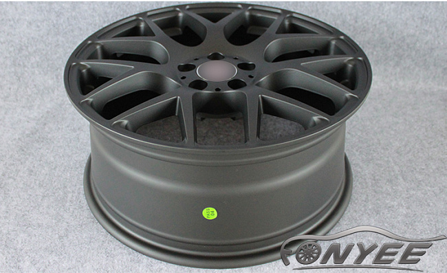 картинка Новые диски HRE P40SC Replika R18 5X120 ET35 J8, черные матовые магазин  StreetTuning 