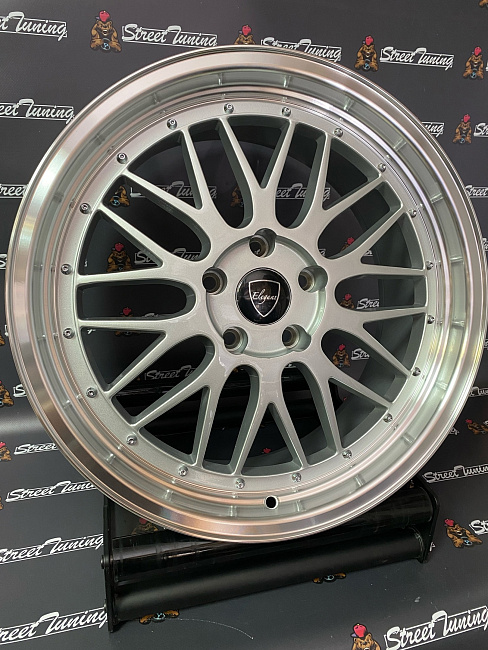 картинка Новые диски BBS LM R18 J9 ET12 5x114.3 Silver магазин  StreetTuning 
