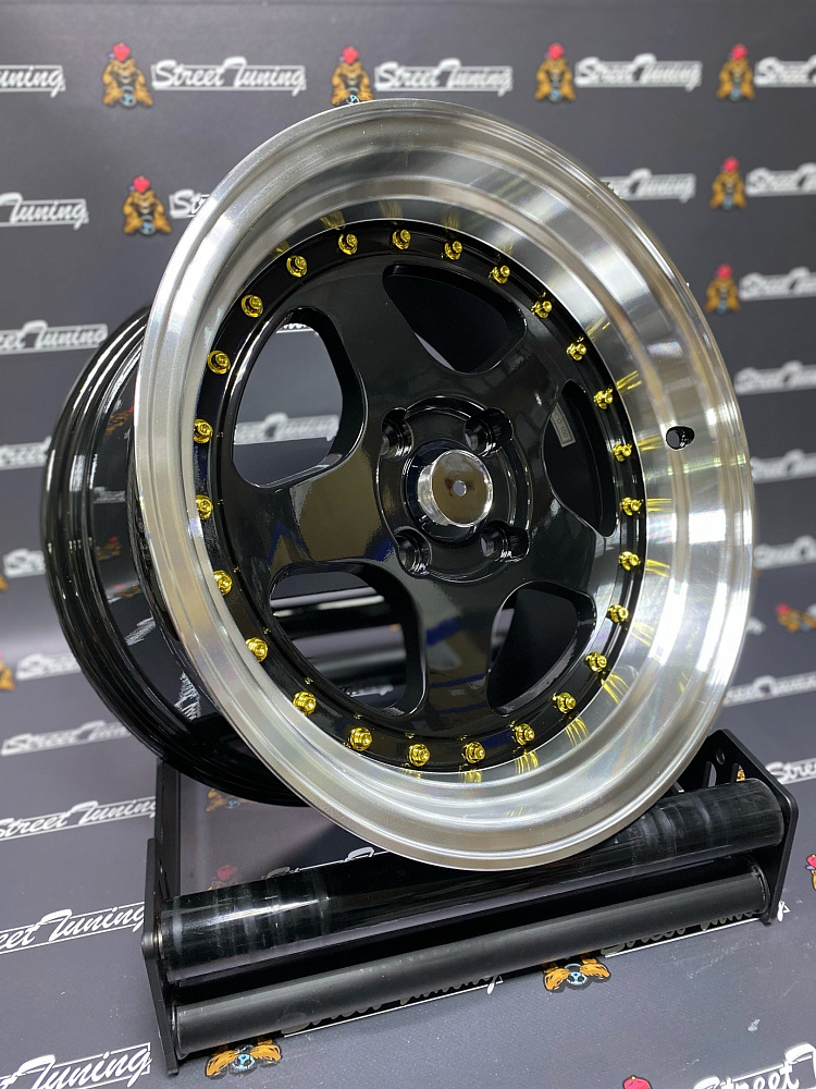 картинка Новые диски Rotiform R15 J8 ET20 4x100 Black + Silver от магазина  StreetTuning