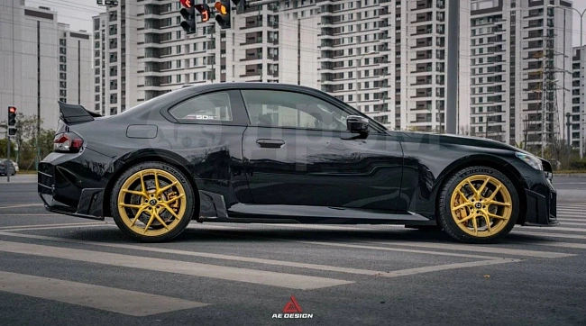 картинка Сплиттера накладки на пороги для BMW M2 и M2C G87 магазин  StreetTuning 