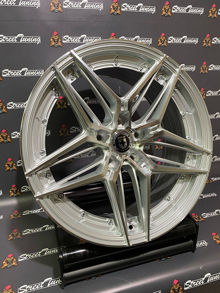 картинка Новые диски ADV510 M.V2 R18 J8 ET35 5X114.3 Silver от магазина  StreetTuning