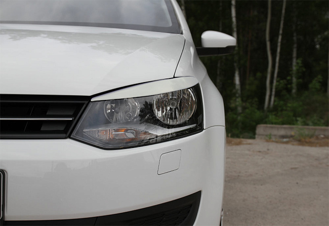 картинка Volkswagen  Polo V 2009—2016 Накладки на передние фары (реснички) компл.-2 шт. магазин  StreetTuning 