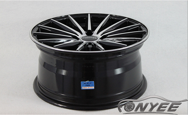 картинка Новые диски Vossen VFS2 Replica R16 4X100 ET35 J7 черный глянец + серебро магазин  StreetTuning 