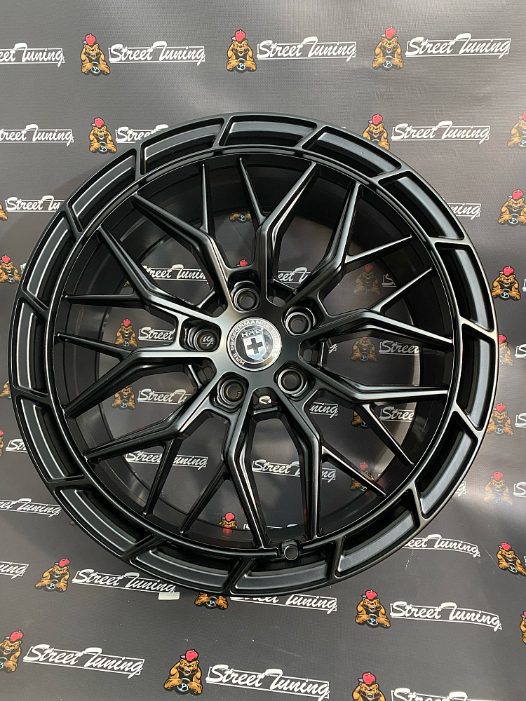 картинка Новые диски HRE ZKX331 R18 J8 ET38 5X112, черные от магазина  StreetTuning